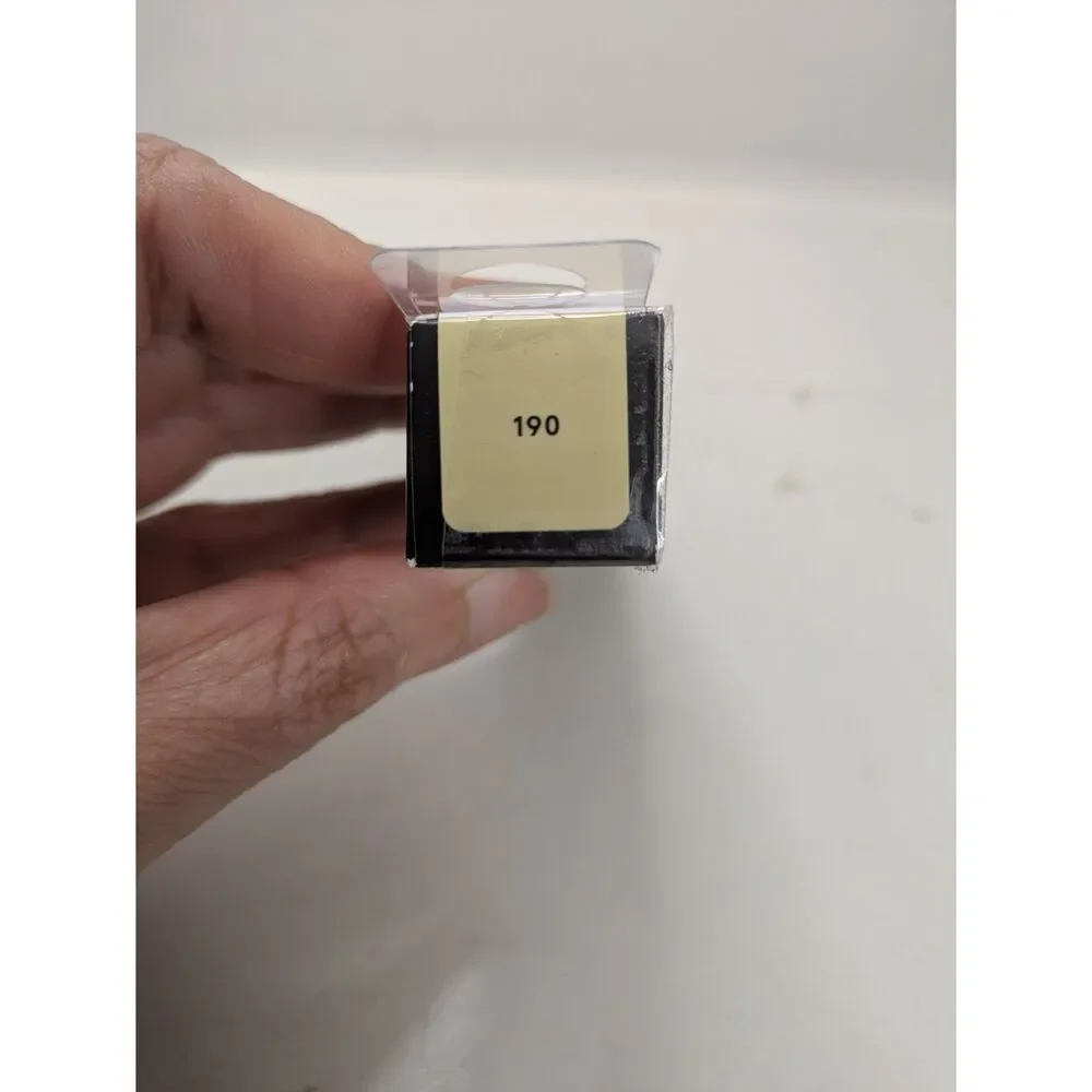 Fenty Beauty by Rihanna Pro Filt'r Soft Matte Longwear Foundation 12ml Shade 190